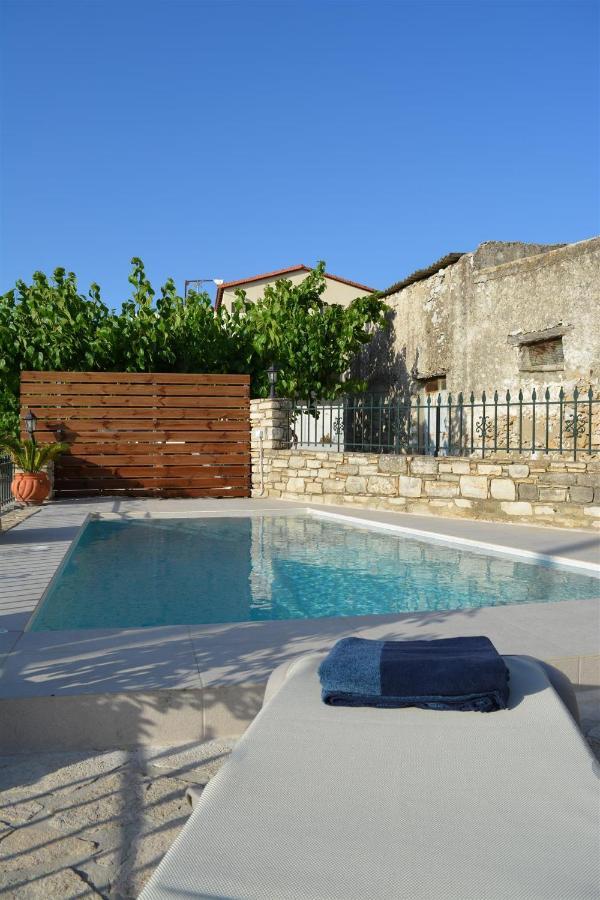 Villa Fontana Perion Ngoại thất bức ảnh